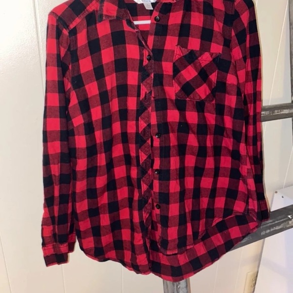 Women’s Flannel Bundle - Picture 3 of 3